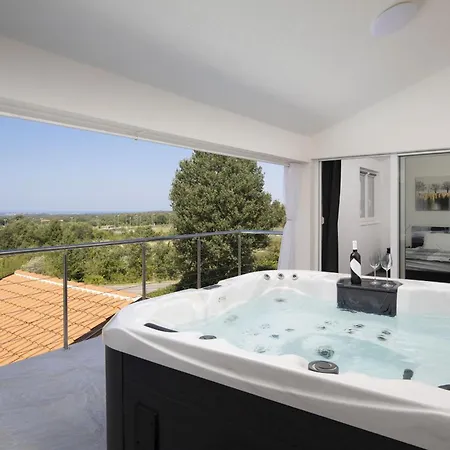 Euphoria Villa *