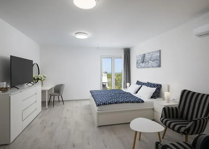 Euphoria Villa