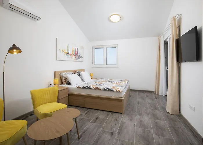 Euphoria Villa *