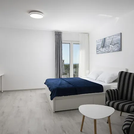 Villa Euphoria *